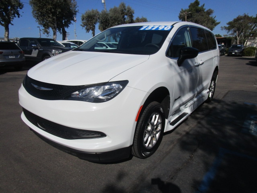 Used 2024 Chrysler Voyager LX - BraunAbility Side Entry Entry Fold Out Automatic Ramp