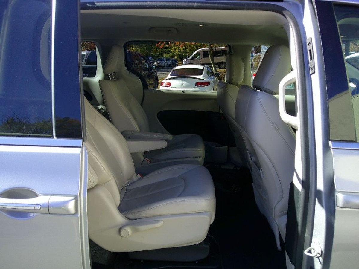 2018 CHRYSLER PACIFICA - Image 16