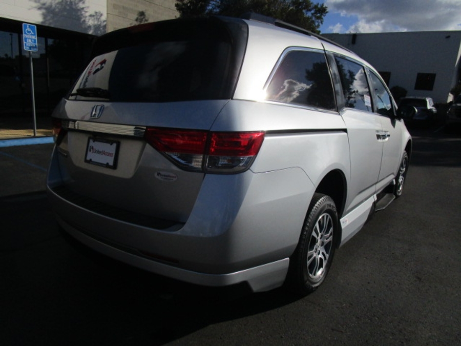Used 2014 Honda Odyssey EX-L - VMI Side Entry Entry In Floor Automatic Ramp