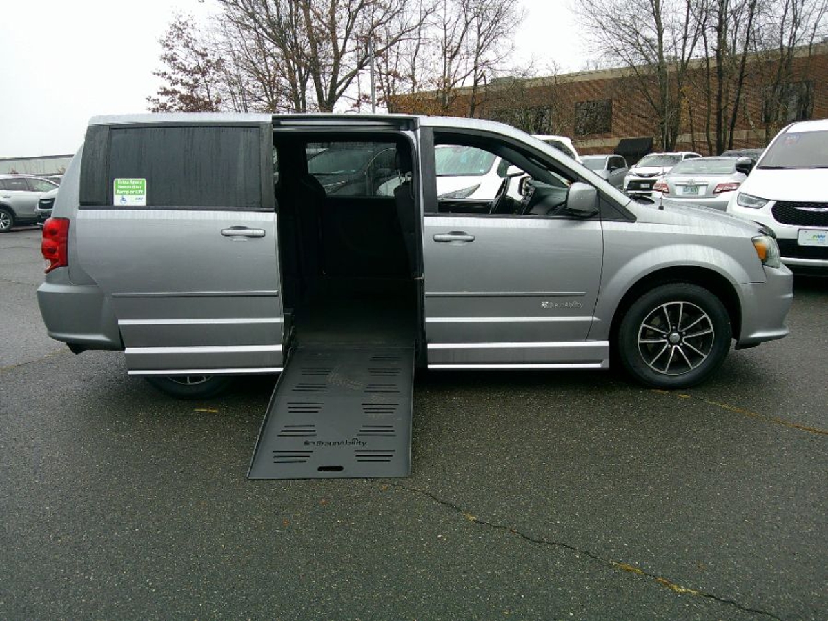2015 Dodge Grand Caravan SE Plus