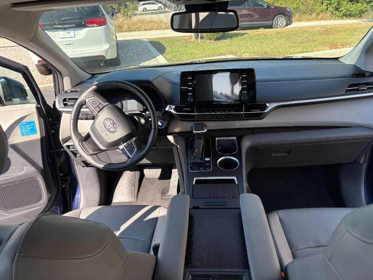 2024 TOYOTA SIENNA - Image 19