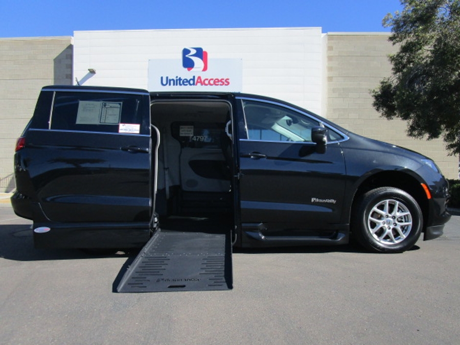 Used 2023 Chrysler Voyager LX - BraunAbility Side Entry Entry Fold Out Automatic Ramp