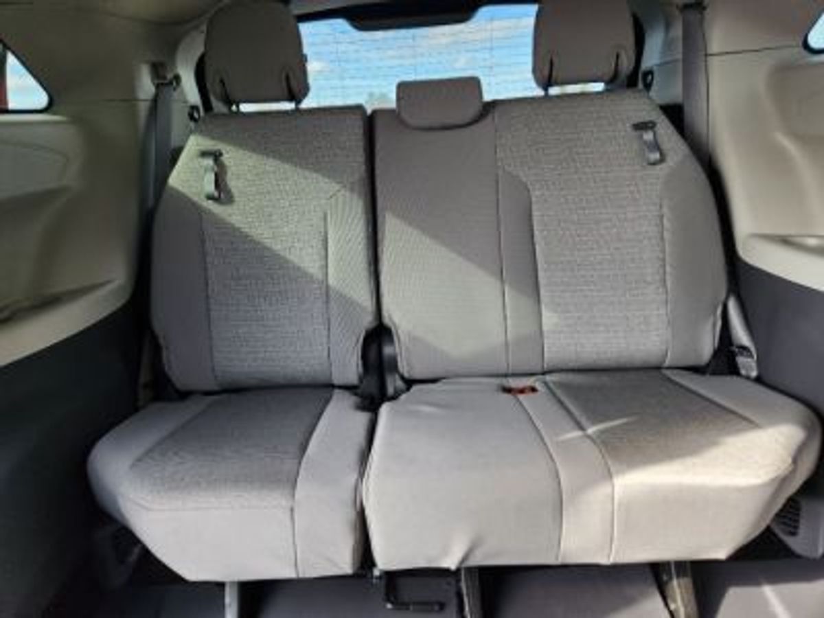 2022 TOYOTA SIENNA - Image 8