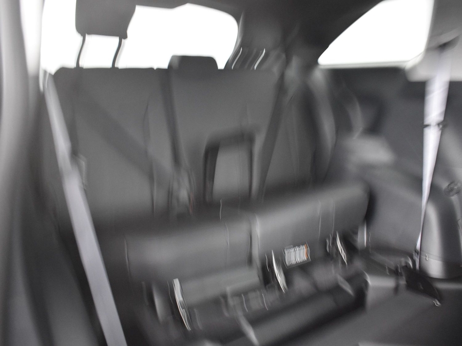 New 2025 Toyota Sienna Hybrid XSE Sport - BraunAbility Side Entry Entry In Floor Automatic Ramp