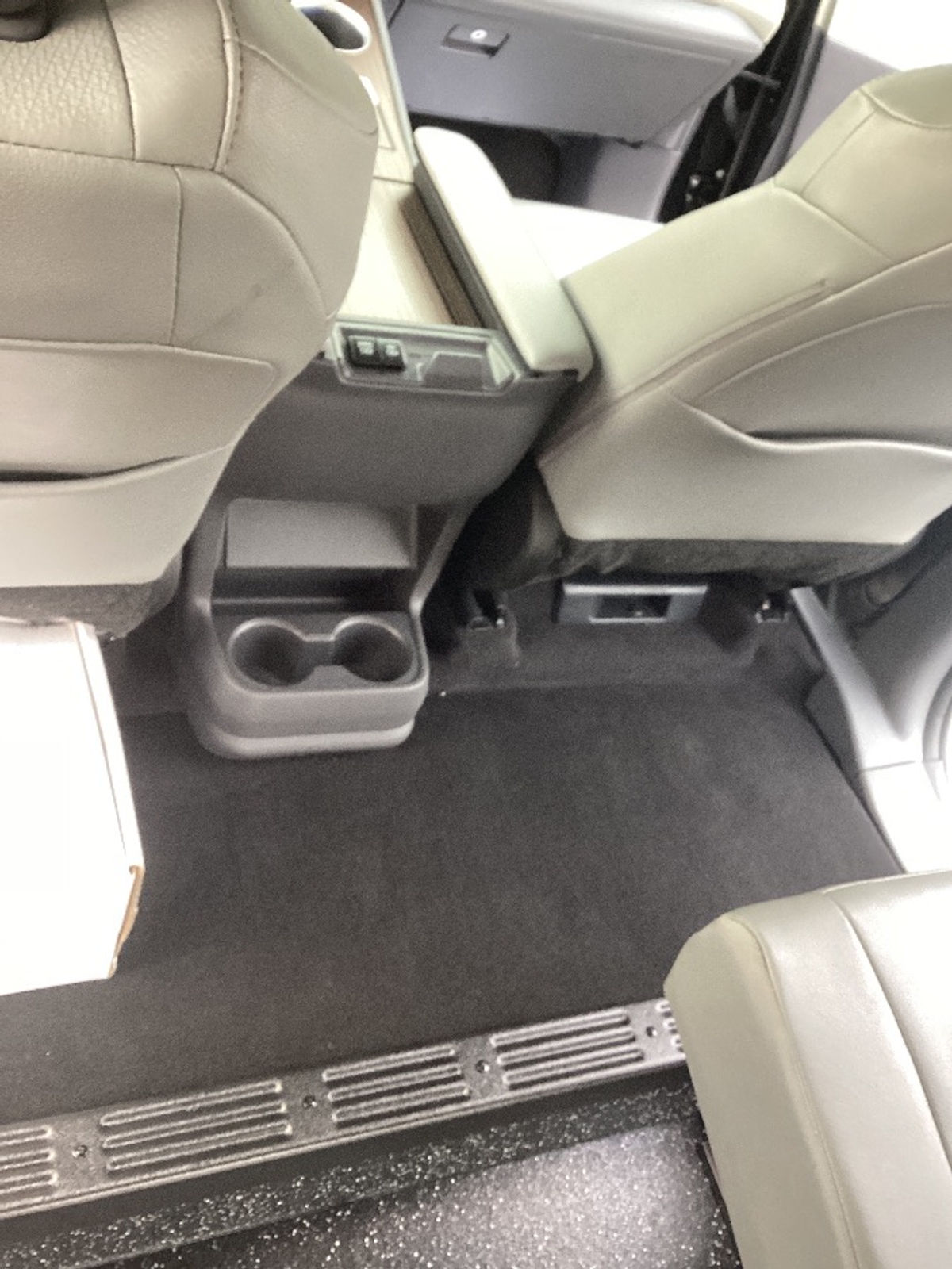 2024 TOYOTA SIENNA - Image 9