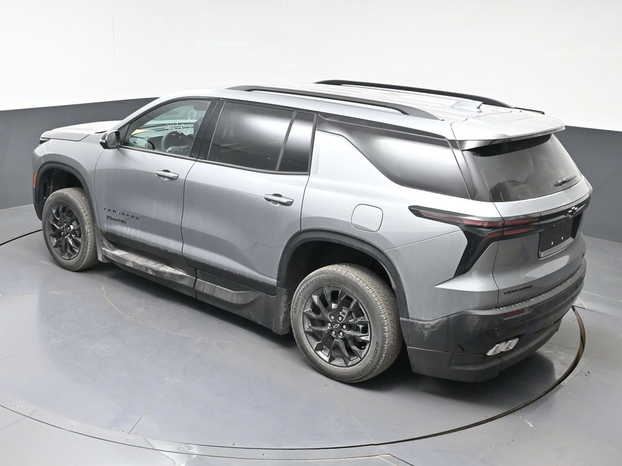 New 2026 Chevrolet Traverse 1LT Midnight Edition - BraunAbility Side Entry Entry In Floor Automatic Ramp