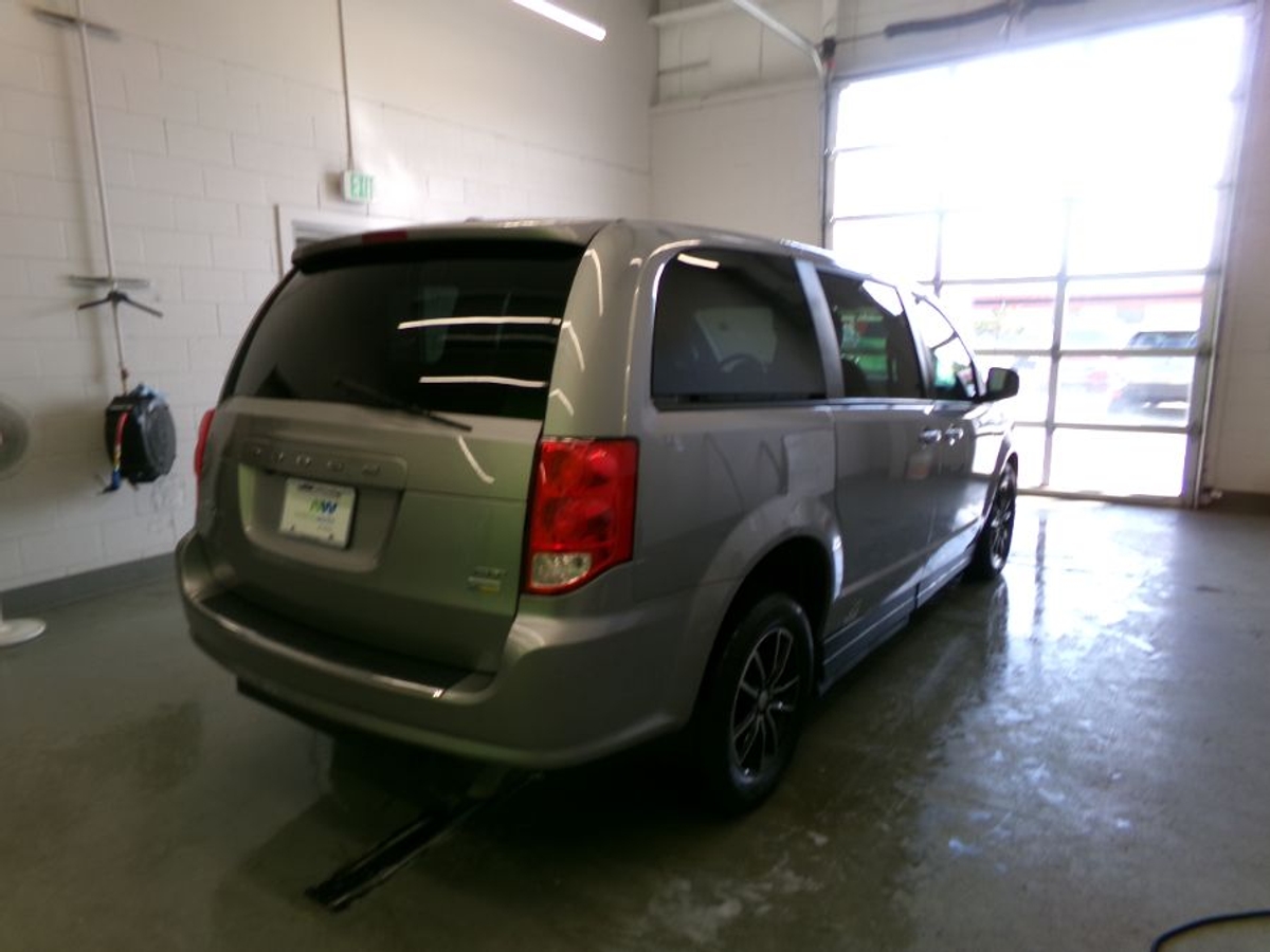 2018 DODGE GRAND CARAVAN - Image 13