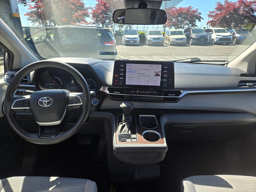 Used 2021 Toyota Sienna Hybrid LE AWD - Vantage Mobility Commercial Side Entry Entry In Floor Manual Ramp