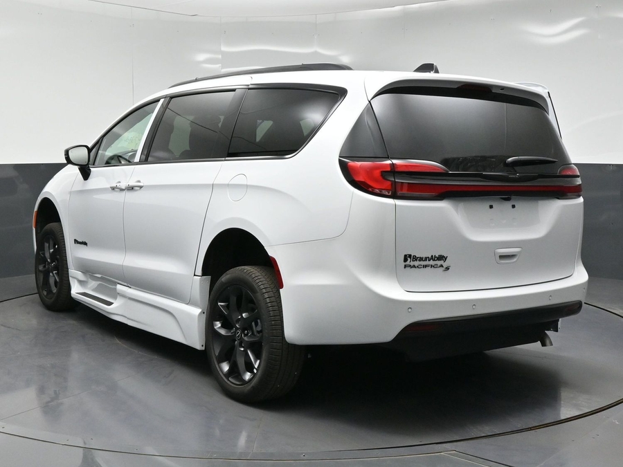 Blanco Chrysler Pacifica número de imagen 2