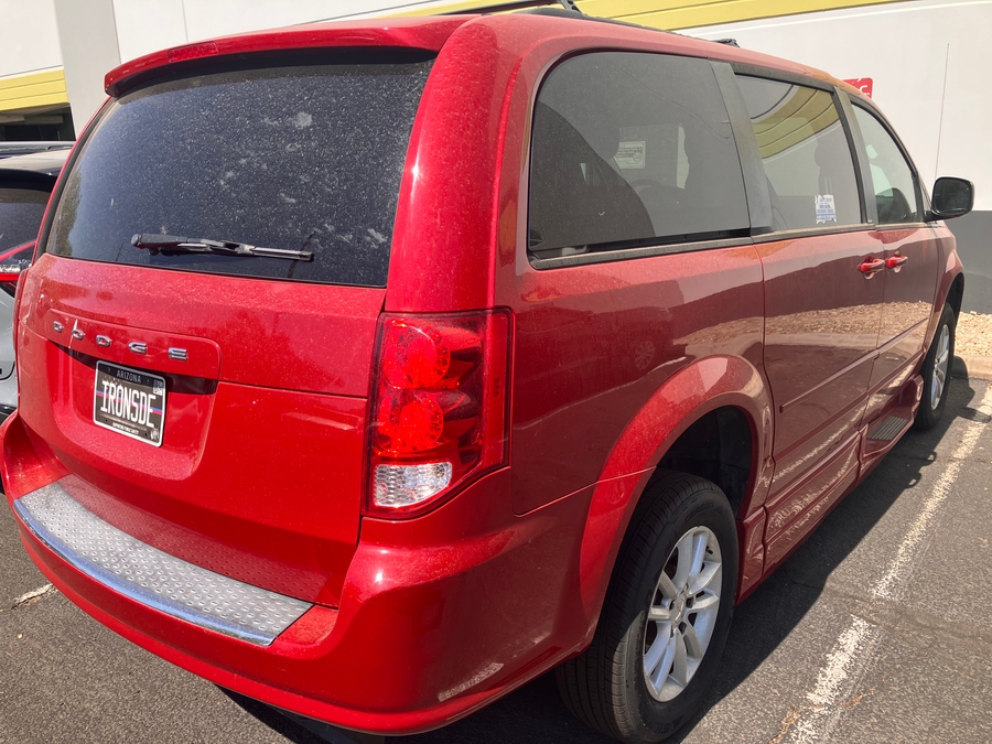 Used 2013 Dodge Grand Caravan SXT - BraunAbility Side Entry Fold Out Automatic Ramp