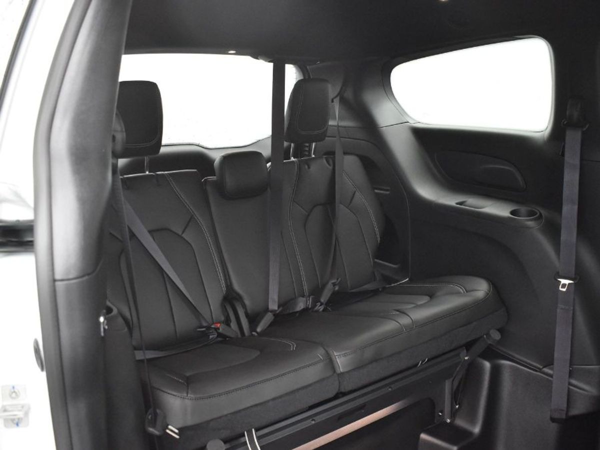 2024 CHRYSLER PACIFICA - Image 3