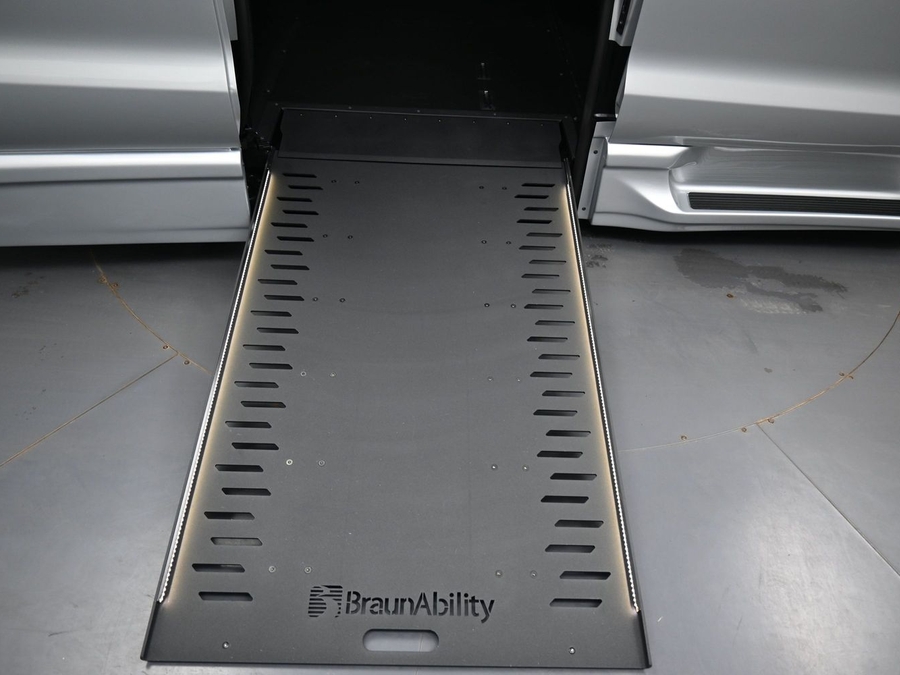 Used 2024 Chrysler Pacifica Touring L - BraunAbility Side Entry In Floor Automatic Ramp