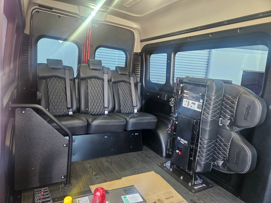 New 2024 Ram ProMaster SLT+ 2500 - Fenton Mobility Side Entry Entry Lift Automatic Ramp