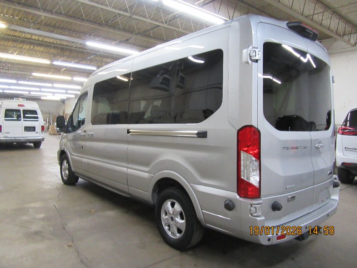 Silver Ford T250 image number 4