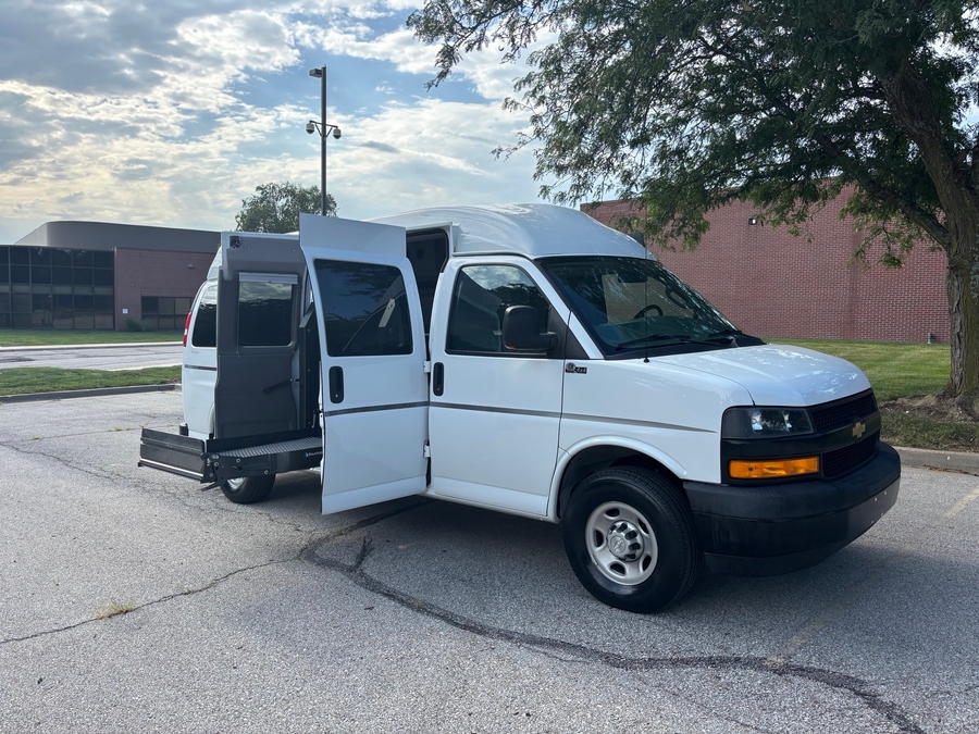 Used 2019 Chevrolet Express LS 3500 - OTH Side Entry Lift Automatic Ramp