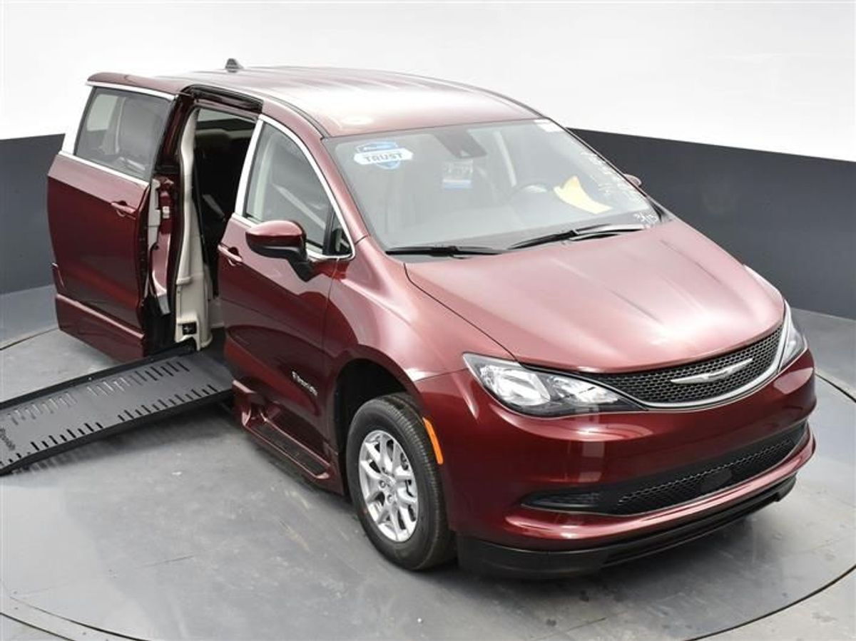 2023 CHRYSLER VOYAGER - Image 3