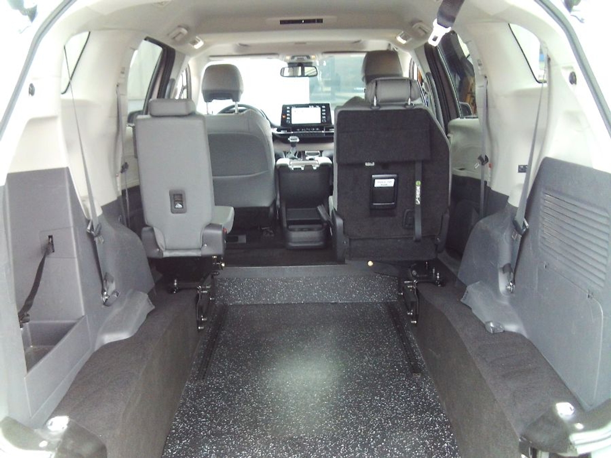2024 TOYOTA SIENNA - Image 20