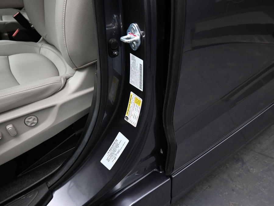 New 2026 Honda Odyssey EX-L - BraunAbility Side Entry Entry In Floor Automatic Ramp