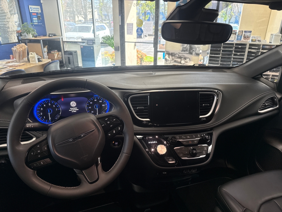 Used 2023 Chrysler Pacifica Touring L Sport - BraunAbility Side Entry Entry In Floor Automatic Ramp