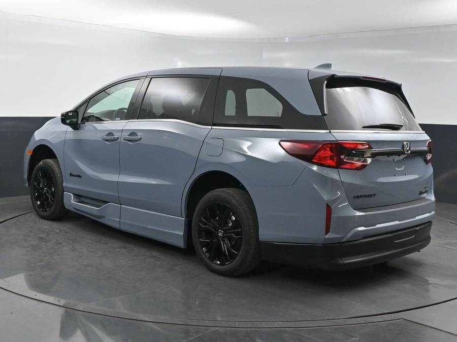 New 2026 Honda Odyssey Sport - BraunAbility Side Entry Entry In Floor Automatic Ramp