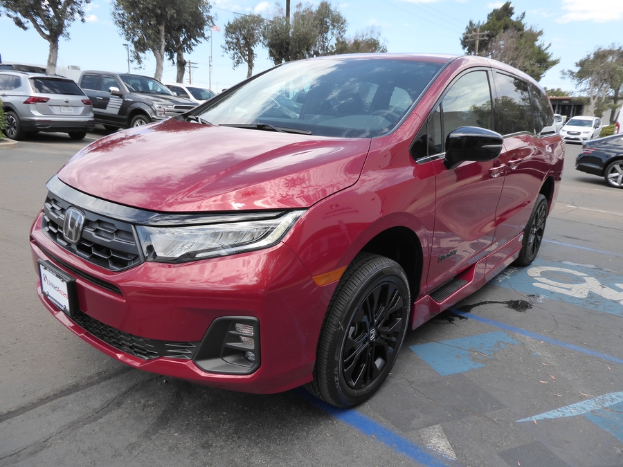 New 2026 Honda Odyssey Sport - BraunAbility Side Entry In Floor Automatic Ramp