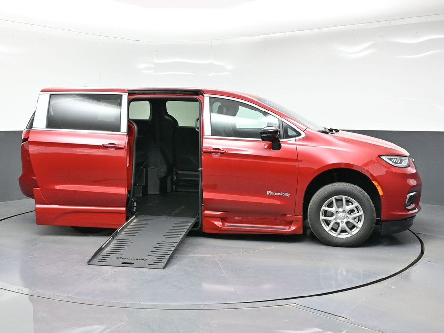Red Chrysler Pacifica image number 7