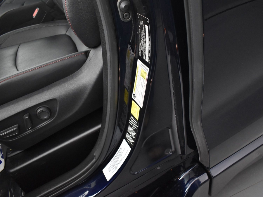 New 2025 Toyota Sienna Hybrid XSE Sport - BraunAbility Side Entry Entry In Floor Automatic Ramp