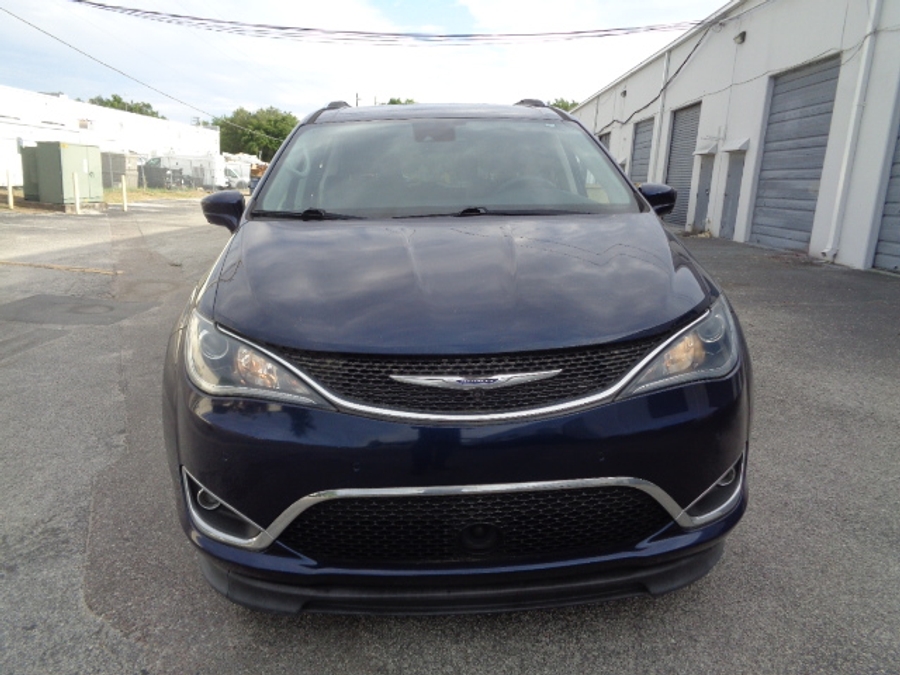 Used 2019 Chrysler Pacifica Touring L Plus - BraunAbility Side Entry Entry Fold Out Automatic Ramp