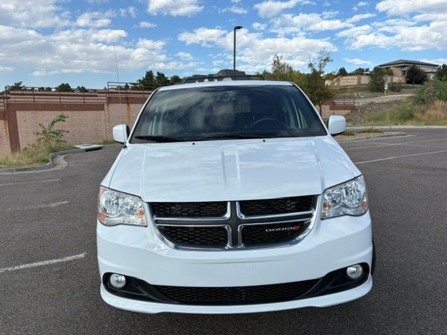 Used 2017 Dodge Grand Caravan SXT - BraunAbility Side Entry Fold Out Automatic Ramp