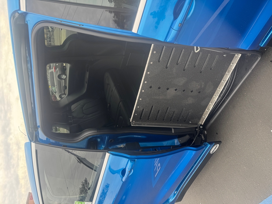 Blue Chrysler Pacifica image number 6