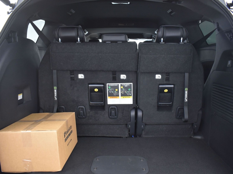 New 2025 Toyota Sienna Hybrid XSE - BraunAbility Side Entry Entry In Floor Automatic Ramp
