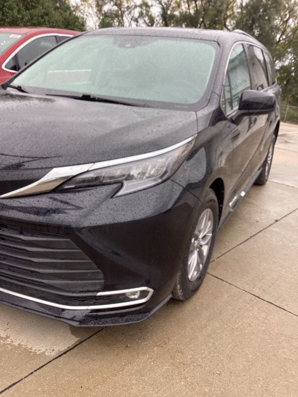 2024 TOYOTA SIENNA - Image 5