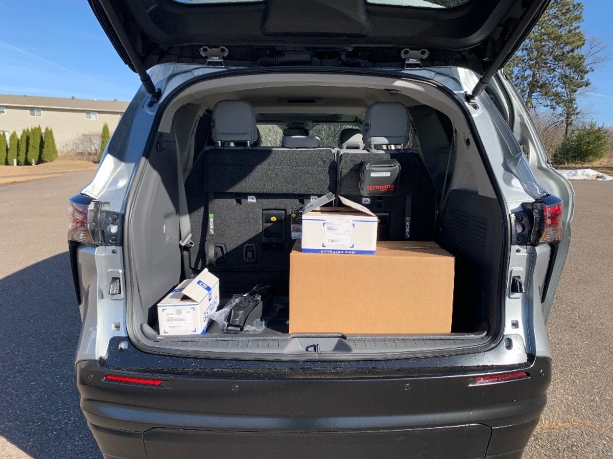 2024 TOYOTA SIENNA - Image 6