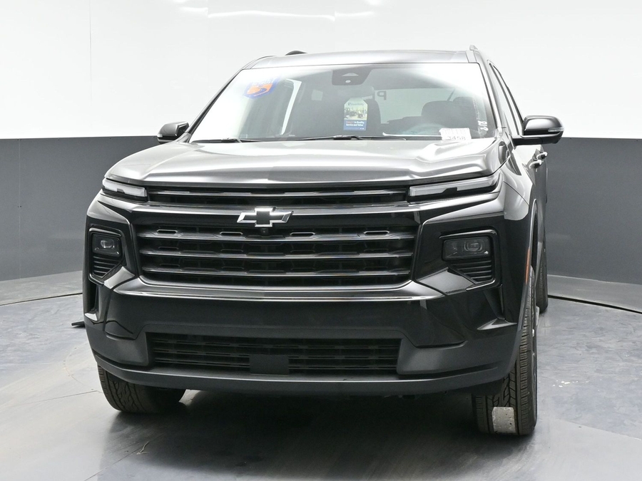 New 2025 Chevrolet Traverse 1LT Midnight - BraunAbility Side Entry Entry In Floor Automatic Ramp