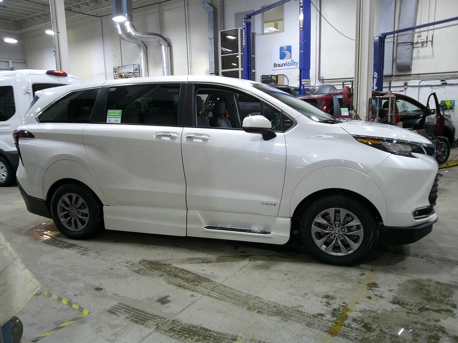 2021 TOYOTA SIENNA - Image 6