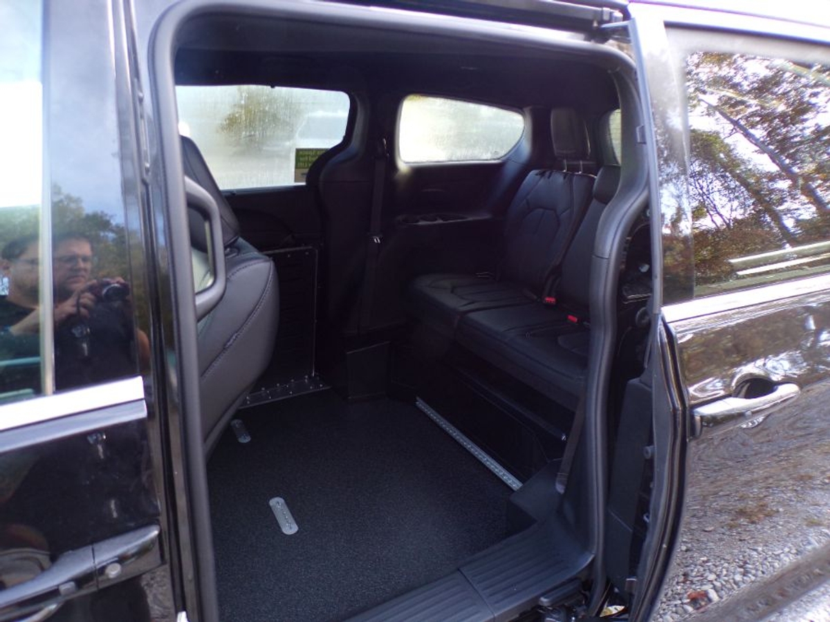 2026 CHRYSLER PACIFICA - Image 14