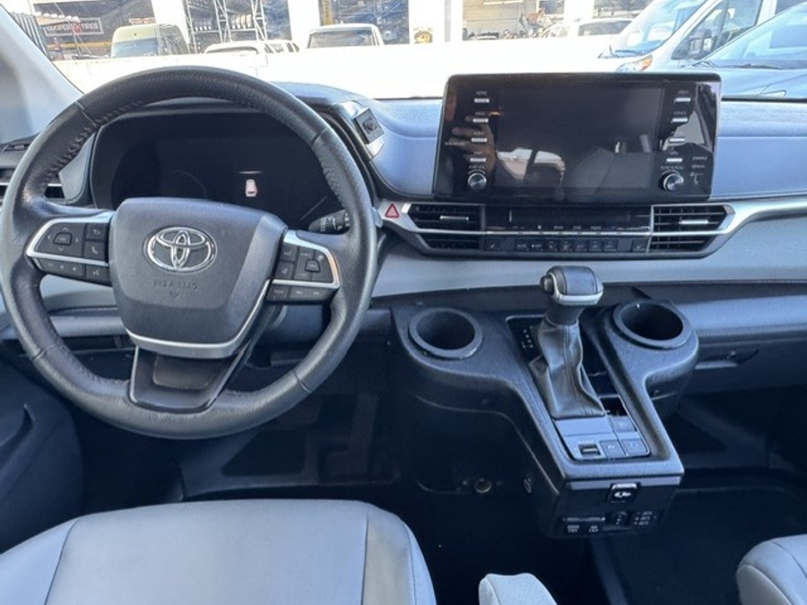 Blanco Toyota Sienna número de imagen 2