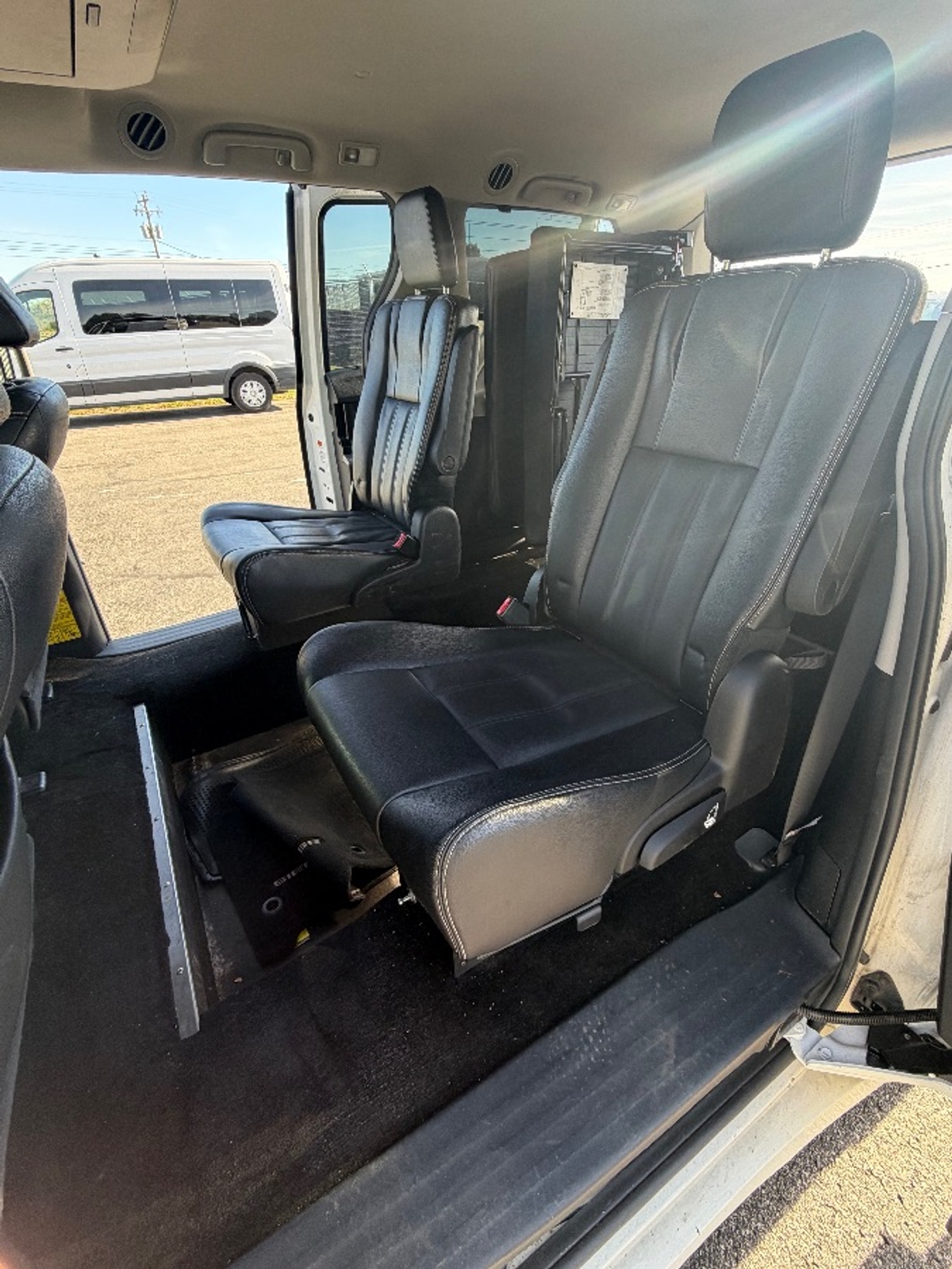 2015 TOYOTA SIENNA - Image 12