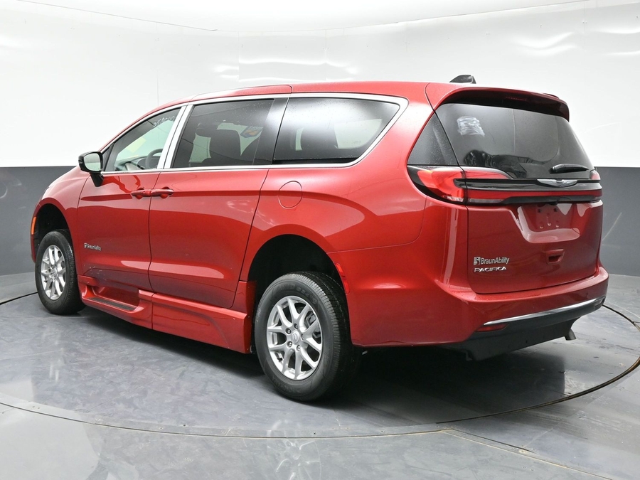 Red Chrysler Pacifica image number 1
