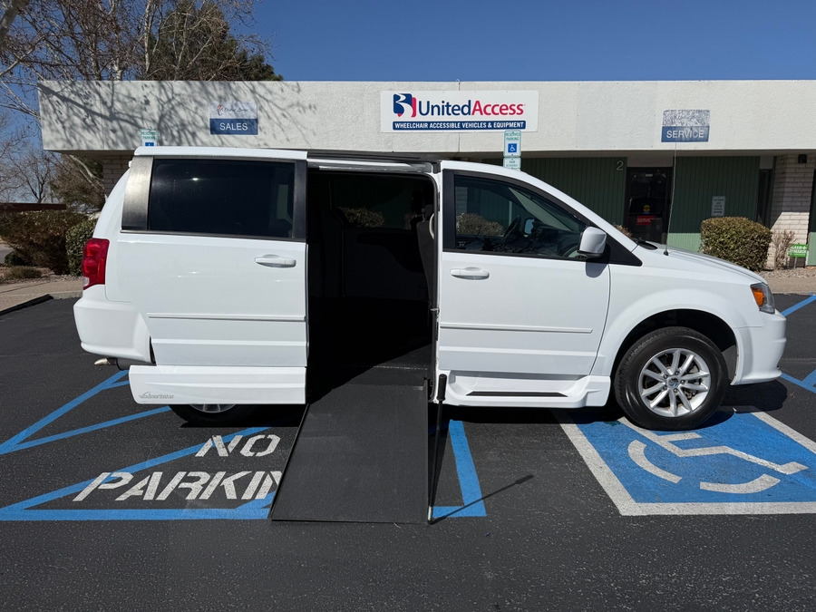 Used 2015 Dodge Grand Caravan SXT - VMI Side Entry Entry In Floor Manual Ramp