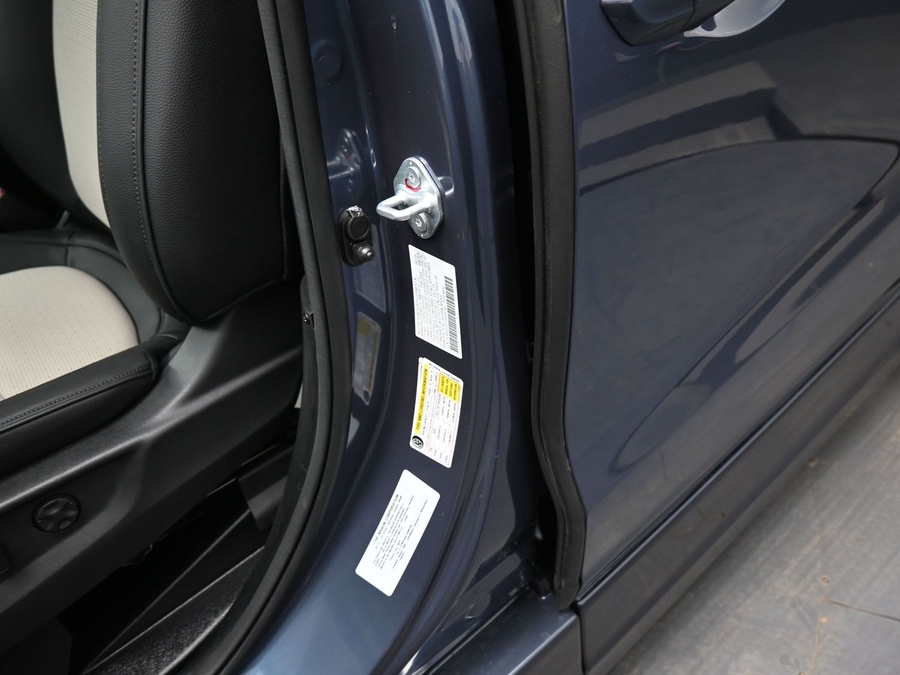 New 2026 Honda Odyssey Elite - BraunAbility Side Entry Entry In Floor Automatic Ramp