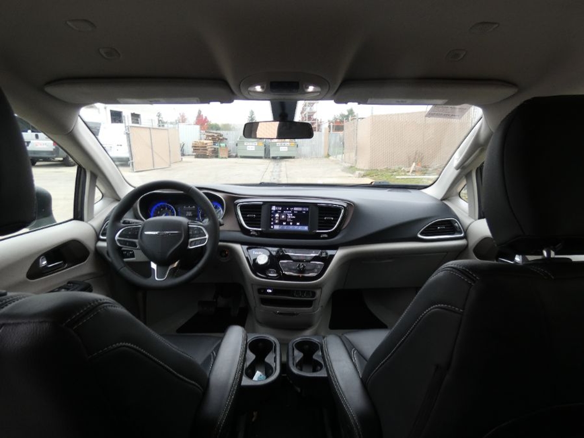 2022 CHRYSLER VOYAGER - Image 4