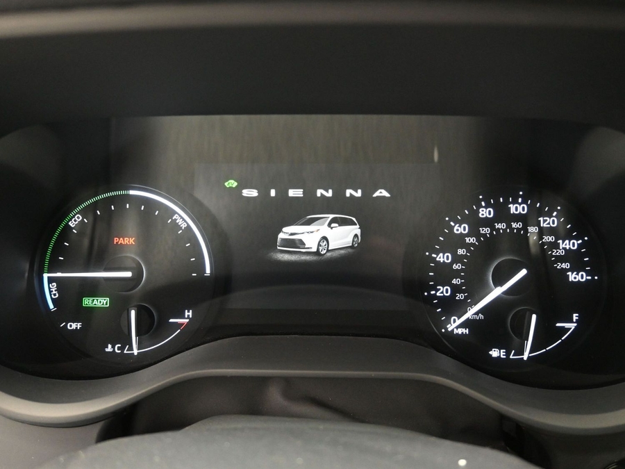 New 2025 Toyota Sienna Hybrid XLE Plus - BraunAbility Side Entry Entry In Floor Automatic Ramp