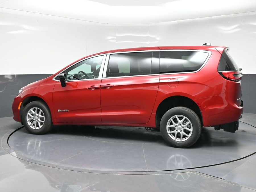 New 2026 Chrysler Pacifica Select Plus - BraunAbility Rear Entry Fold Out Manual Ramp
