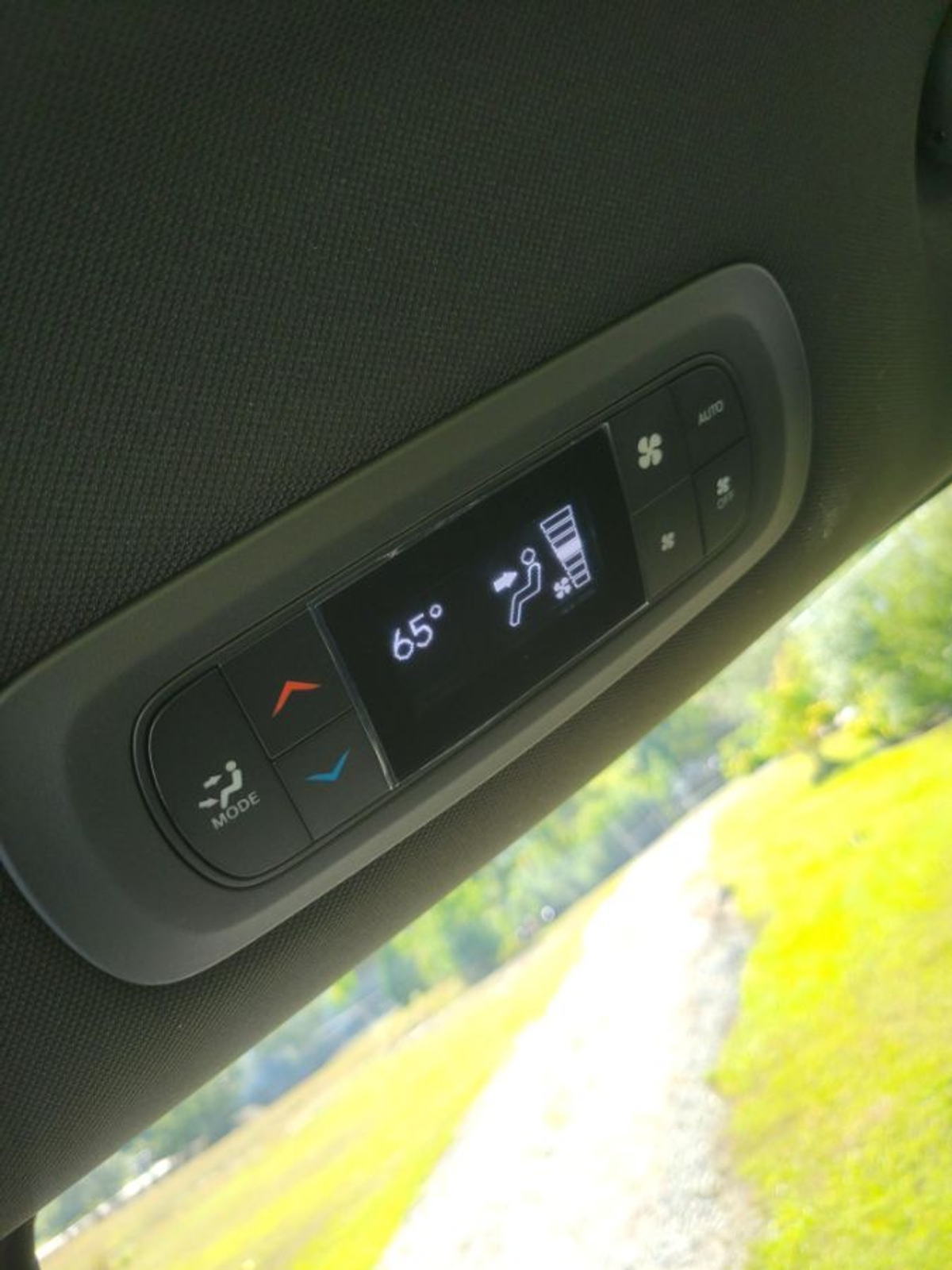 2025 CHRYSLER PACIFICA - Image 20