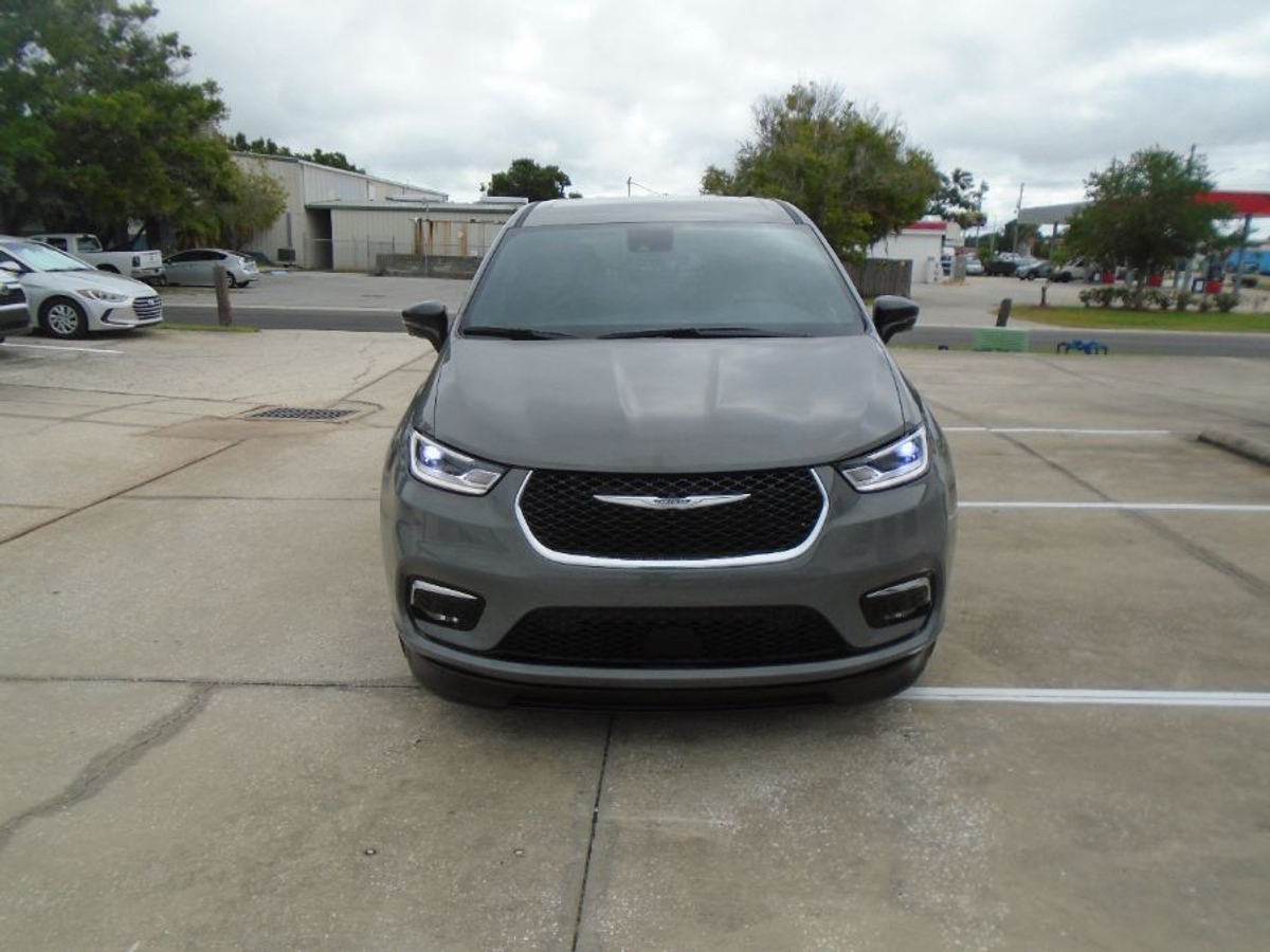 2025 CHRYSLER PACIFICA - Image 12