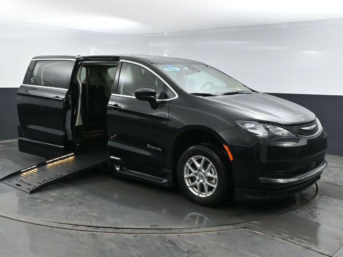 2023 CHRYSLER VOYAGER - Image 16