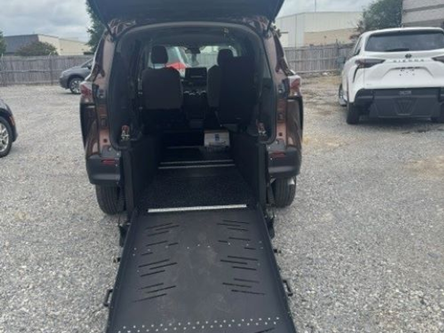 Used 2024 Toyota Sienna Hybrid LE - VMI Rear Entry Fold Out Manual Ramp