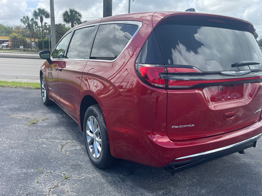 Red Chrysler Pacifica image number 3