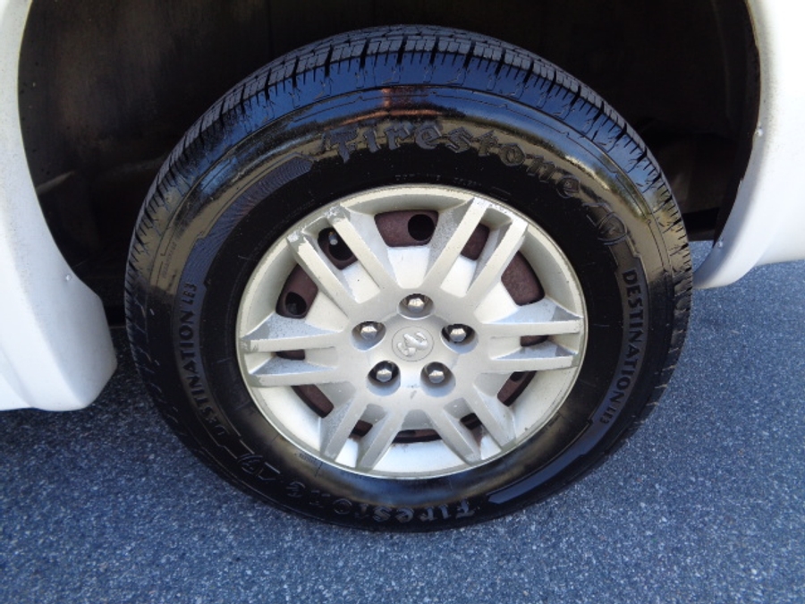 Used 2005 Dodge Grand Caravan SE - BraunAbility Side Entry Entry Fold Out Automatic Ramp